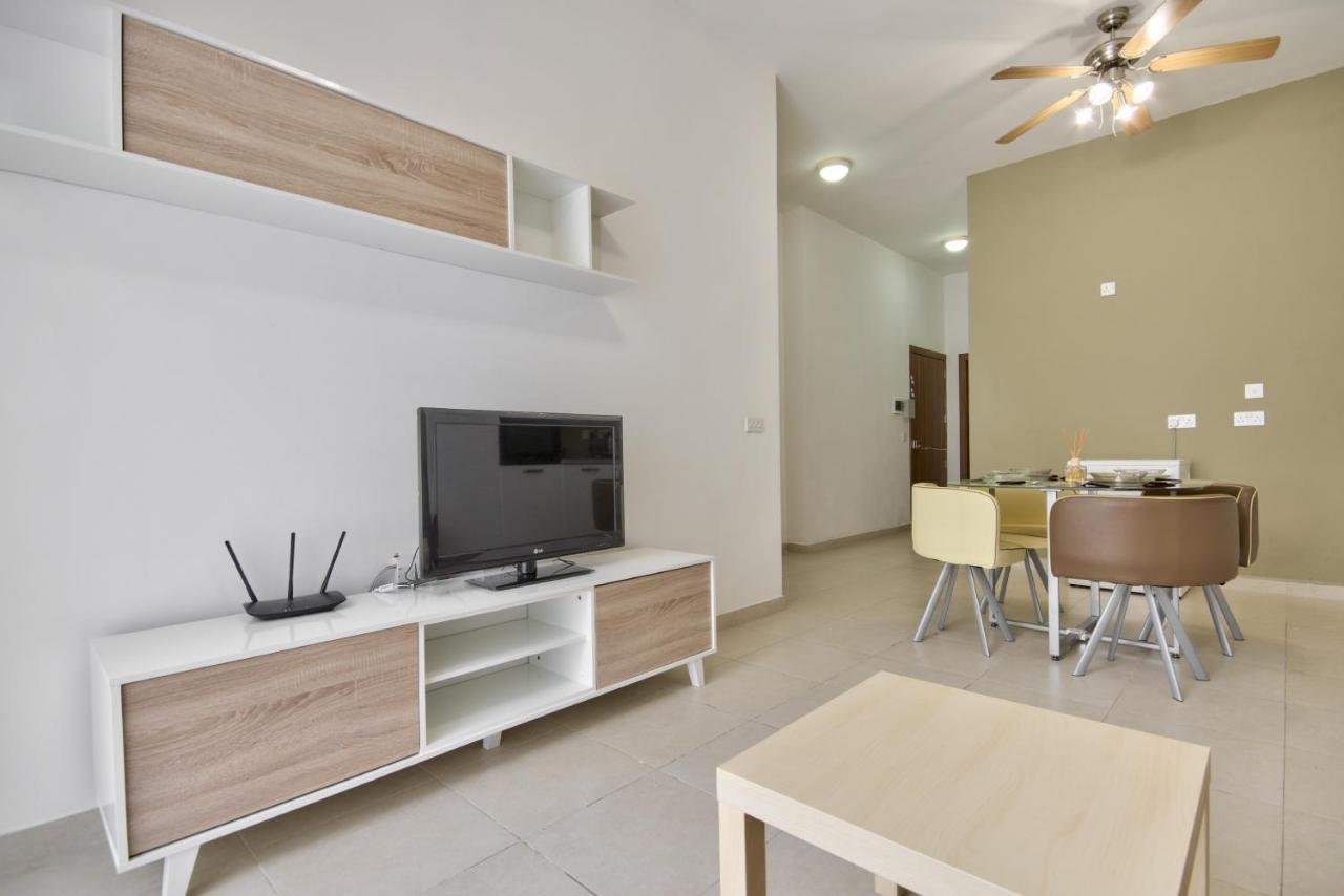 Azure Haven - Gzira Apartments And Penthouse By Shortletsmalta المظهر الخارجي الصورة