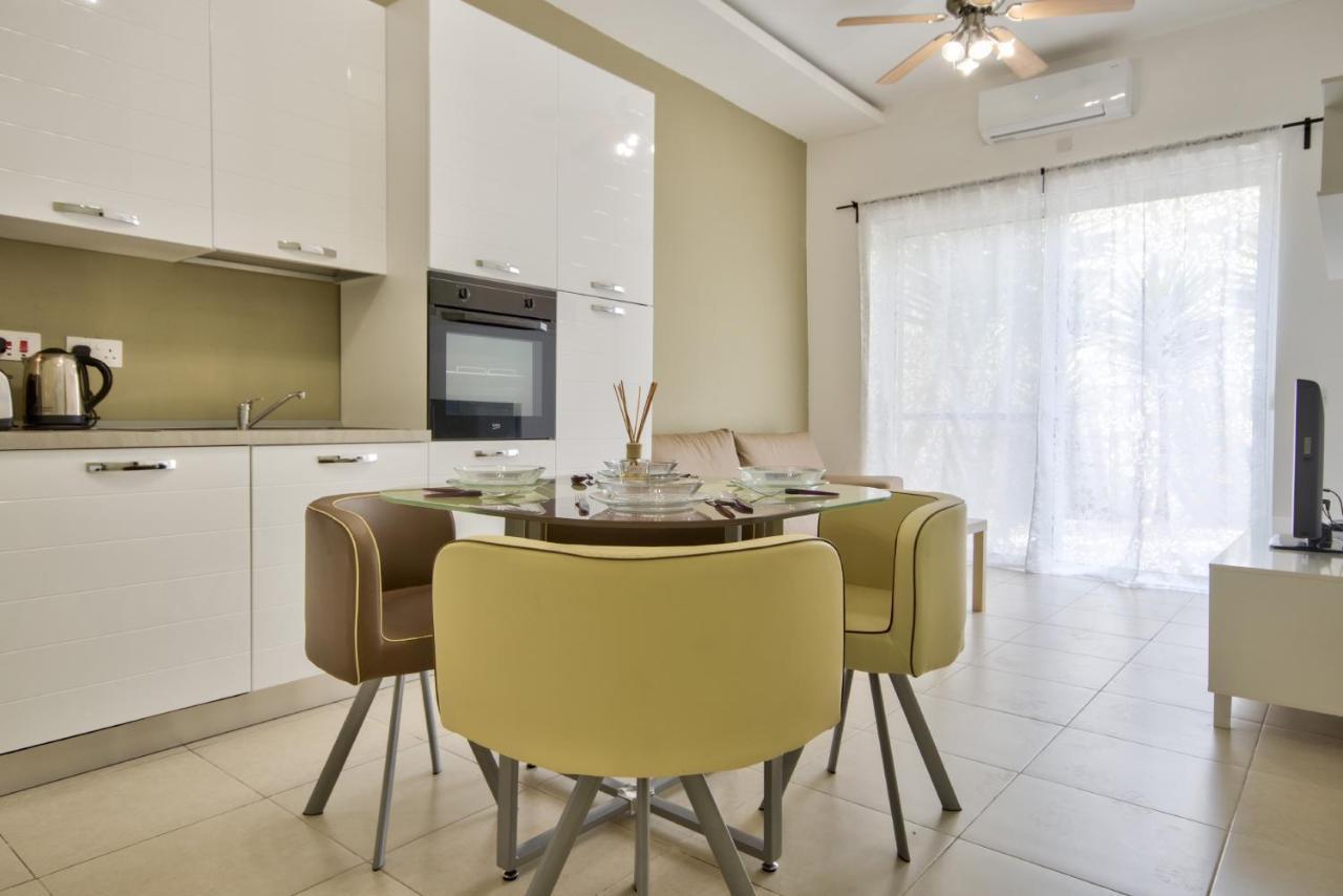 Azure Haven - Gzira Apartments And Penthouse By Shortletsmalta المظهر الخارجي الصورة